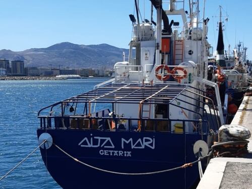 La Aita Mari ci lascia i migranti e torna in Spagna (senza quarantena)