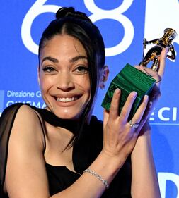Elodie vince il David di Donatello 3