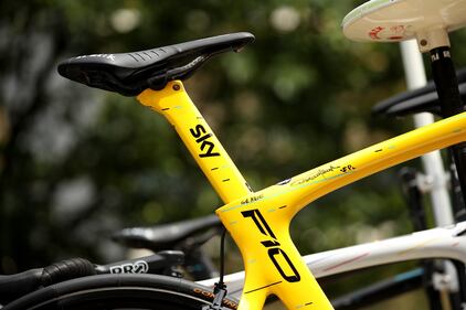 Tour de France, le foto con dedica della Pinarello di Froome 16