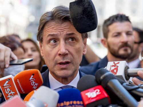 Epurazioni e pochi seggi. Conte ora deve gestire la "decrescita infelice"