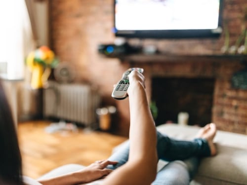 Smart Tv, spiati anche davanti allo schermo: "Possono sapere tutto"