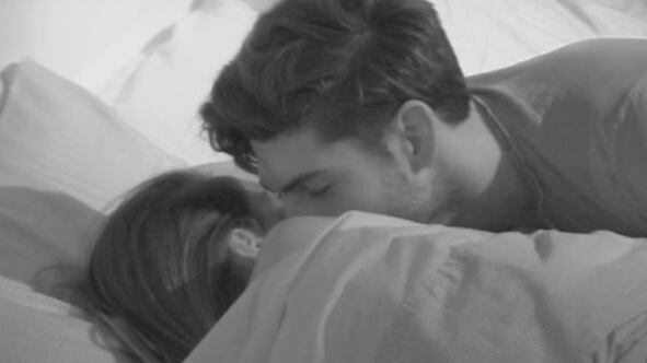 Gf Vip, è arrivato il tanto atteso bacio tra Cecilia e Ignazio