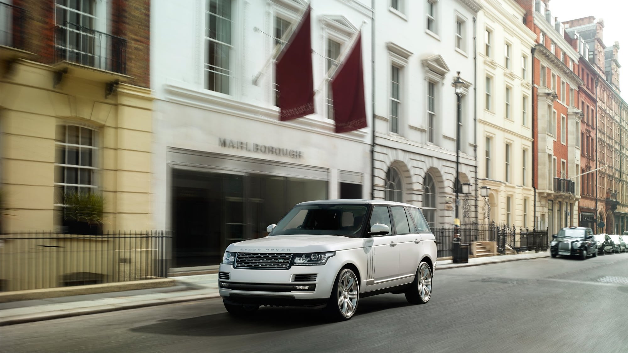 Range Rover LWB e Autobiography Black