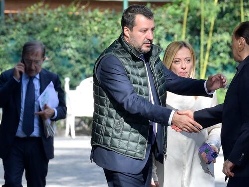 "Il Cav è il più autorevole". Verso un nuovo vertice di centrodestra