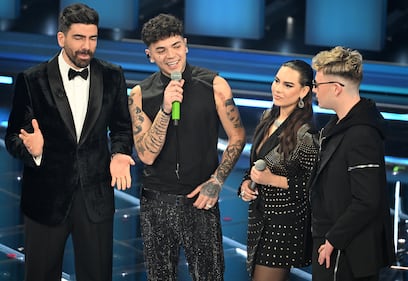 Sanremo 2026: le immagini della seconda serata 6