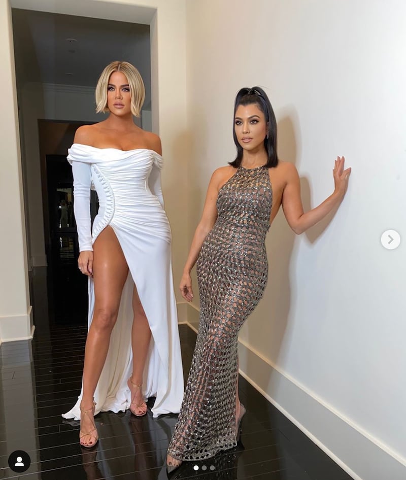 Kim e Kourtney Kardashian in foto 4