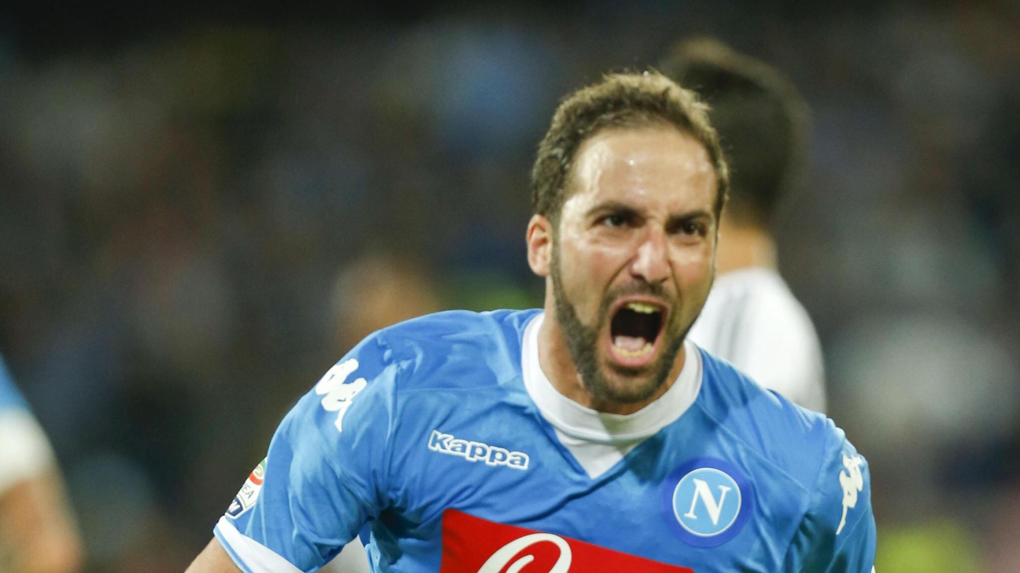 Higuain tranquillizza i tifosi del Napoli: se parte arriva Icardi?