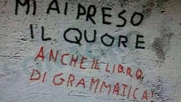 "Erare è propio umano": sette italiani su dieci bocciati in grammatica