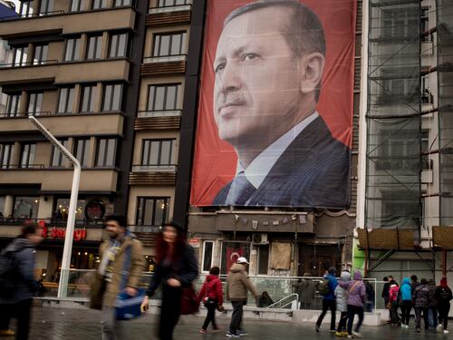 Erdogan, invasione turca: "Cinque figli a testa così il futuro sarà vostro"