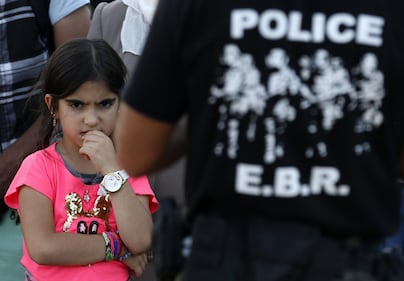 Macedonia, l'esercito blocca gli immigrati al confine 11