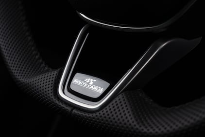 Skoda Kamiq, primo contatto: guarda la gallery 18