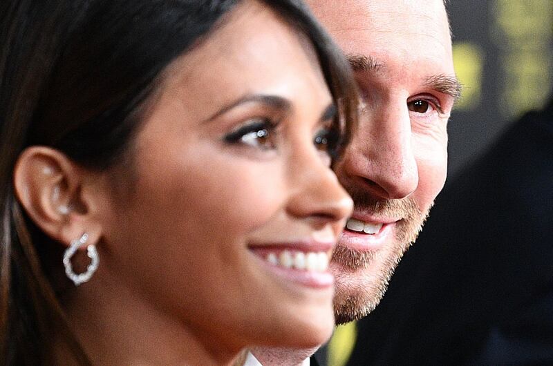 Messi e il suo sesto pallone d'oro: le immagini del trionfo 2