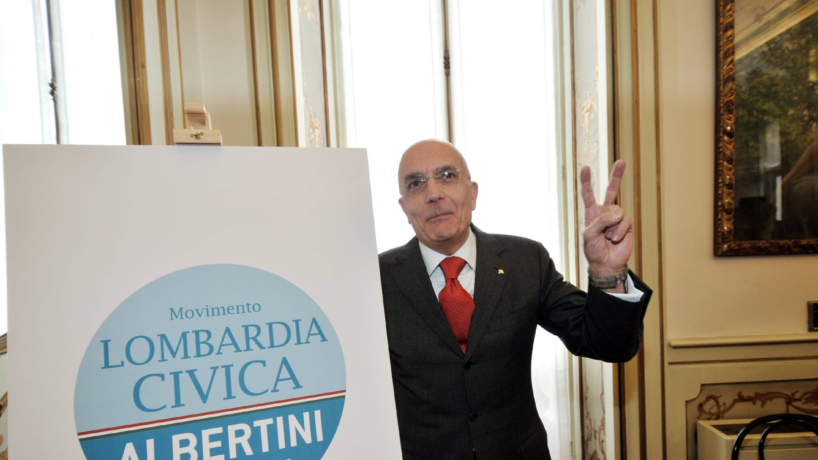 Lombardia, Albertini insiste e non ritira la candidatura