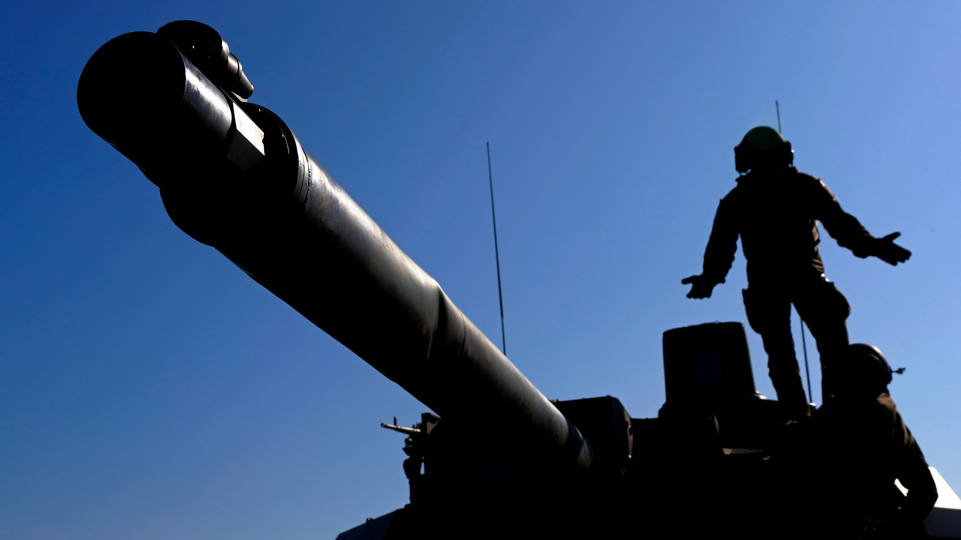 "Solo una macchina armata per la guerra salverà vite umane"