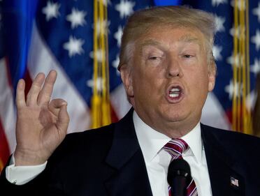 Trump apre ad Assad: "È uno st...zo, ma combatte l'Isis"