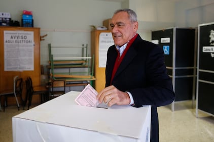 Referendum, da Renzi a Berlusconi: big alle urne 4