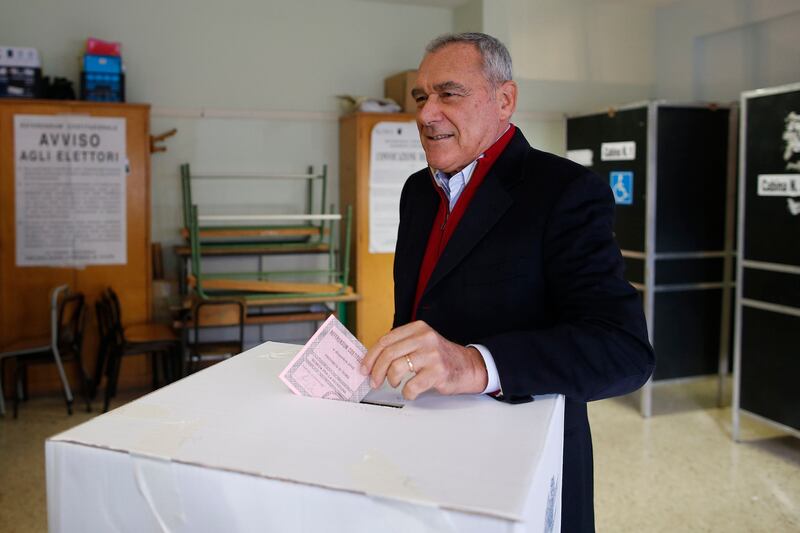 Referendum, da Renzi a Berlusconi: big alle urne 4