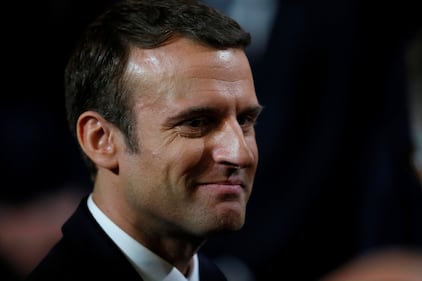 Emmanuel Macron si insedia all'Eliseo: da oggi è ufficialmente presidente 2