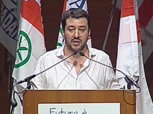 Salvini attacca Boldrini. Napolitano: "Preoccupato dalla situazione in Parlamento"