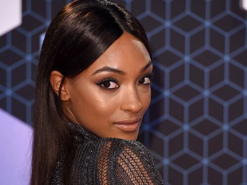 Jourdan Dunn sexy e nuda agli MTV Europe Music Awards 2016