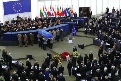 Così l'Europa dice addio a Helmut Kohl, uno dei suoi padri fondatori 2
