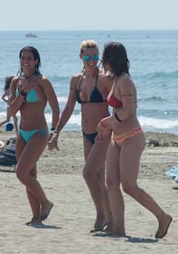 Michelle Hunziker e Aurora Ramazzotti, il lato B da urlo è ereditario 8