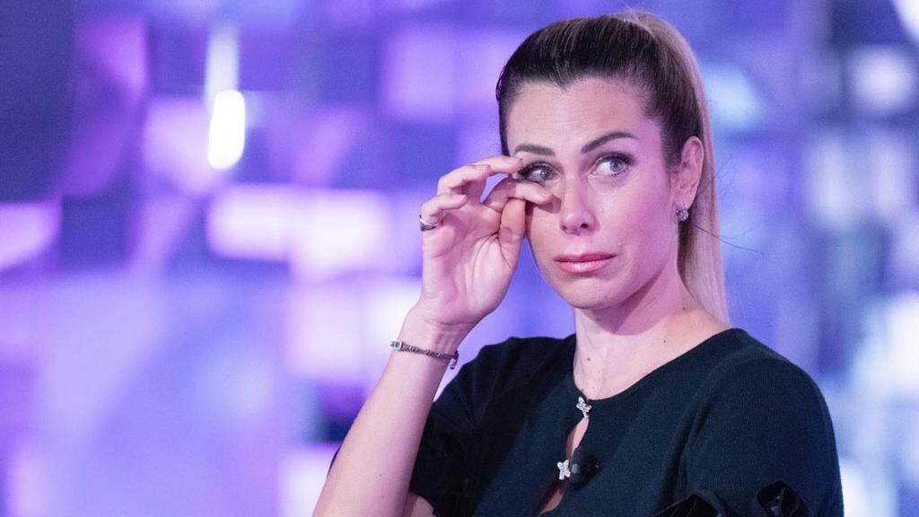 "Vorrei vedere mio figlio tornare a correre…". Il dramma di Paola Caruso a Verissimo