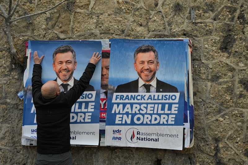 Manifesto elettorale a Marsiglia