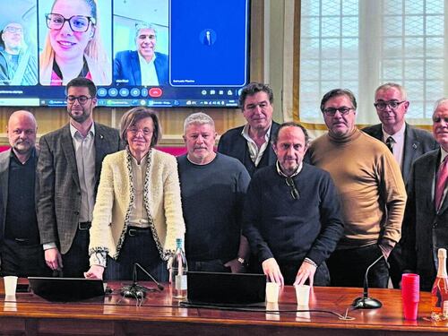 La squadra Lega per il voto. Scontro sul centro sociale