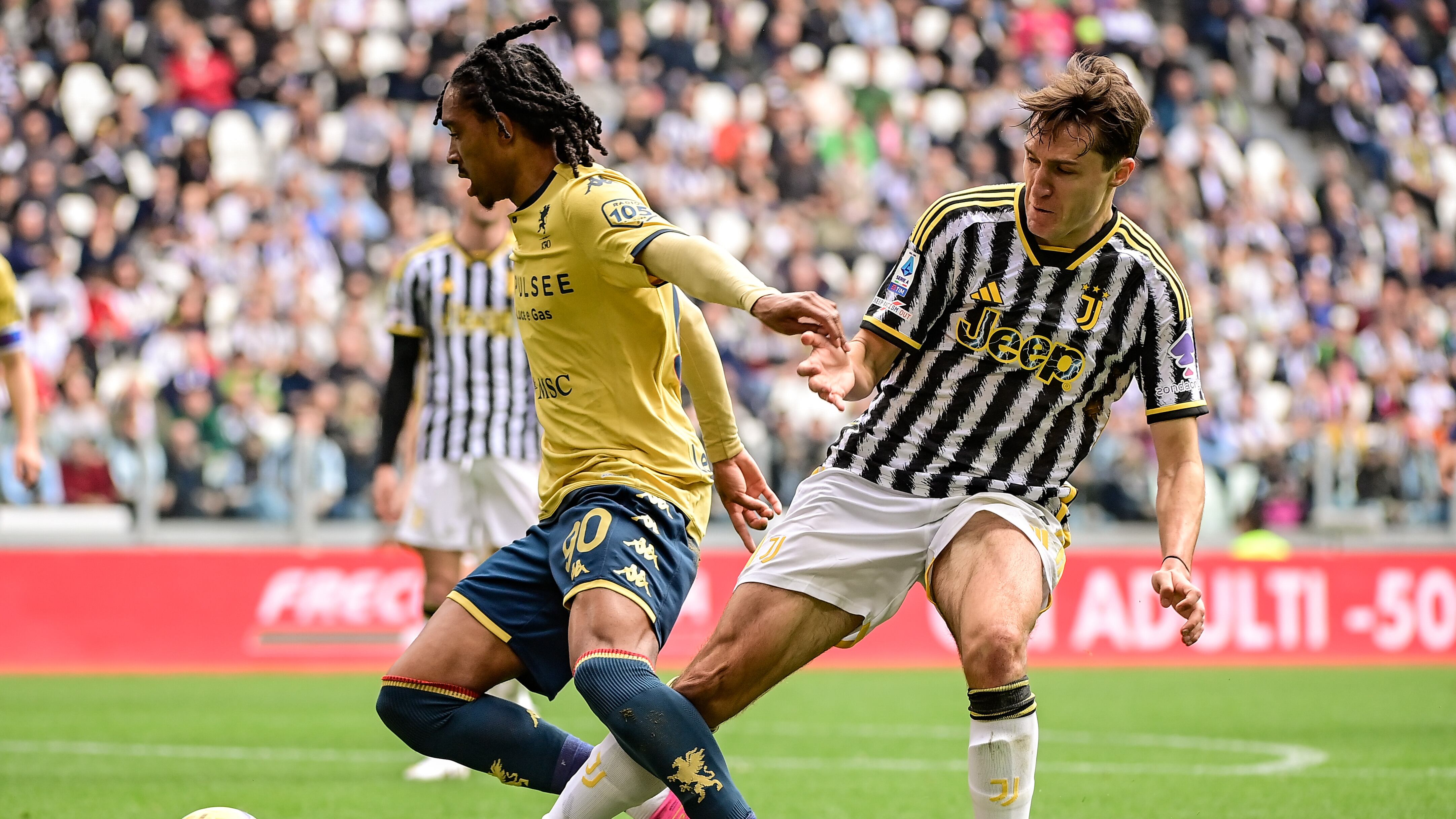 La Juve bloccata dal Genoa (e dai pali): finisce senza reti allo Stadium