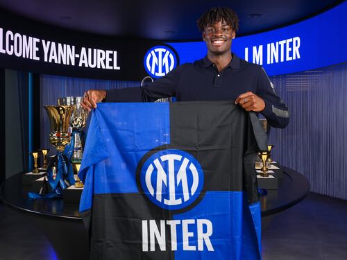 Inter, ufficiale l'acquisto di Bisseck: ecco chi è il nuovo difensore nerazzurro