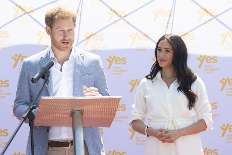 Meghan Markle e il Principe Harry, le foto in Africa 7