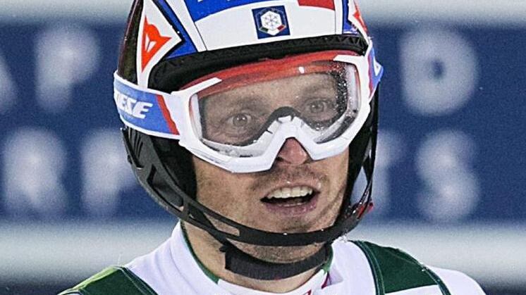 L'Italia fa slalom ai piedi del podio