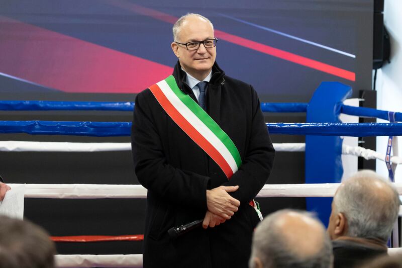 Figuraccia Capitale tra sospetti e complotti