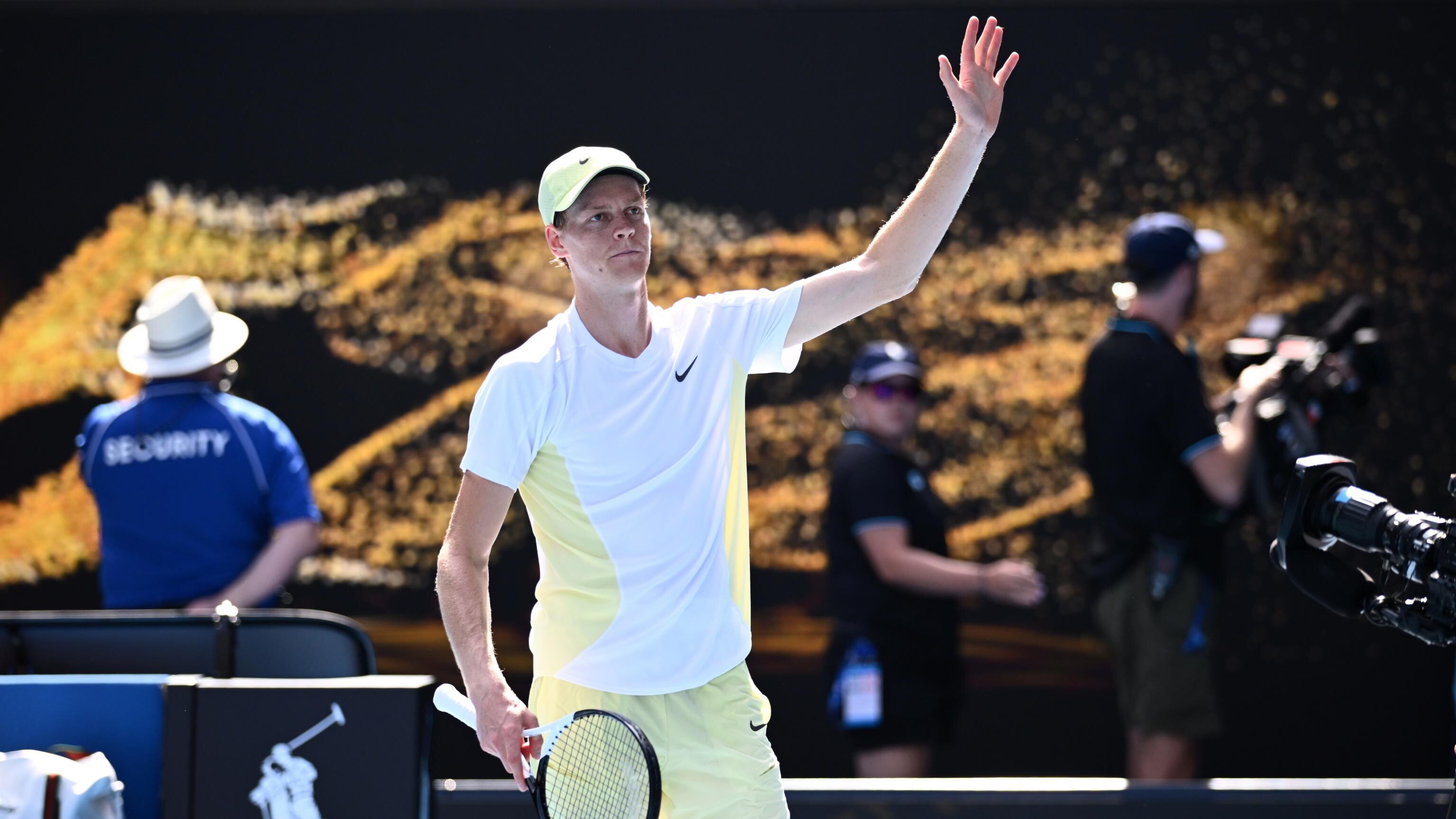 Australian Open, debutto vincente di Sinner: Jarry battuto in tre set