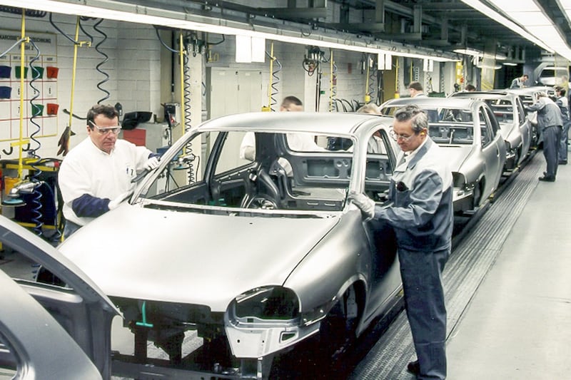 Opel Corsa B, guarda tutte le foto 7