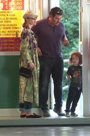 Gabriella Pession al parco con il figlio Giulio 8