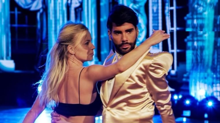 "Finisce male", "Ipocrita". Bagarre a Ballando con le stelle