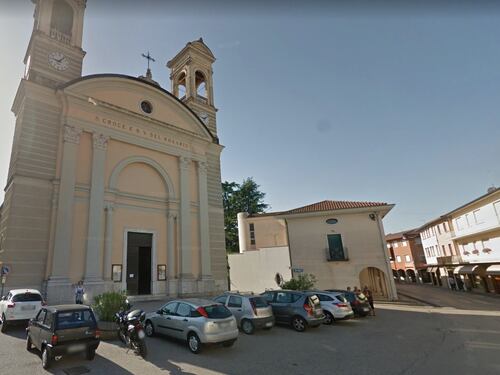 Metro e nastro biadesivo per rubare le offerte in chiesa: arrestati ladri stranieri