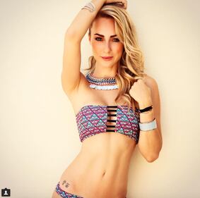 Cristel Carrisi, sexy figlia d'arte 16