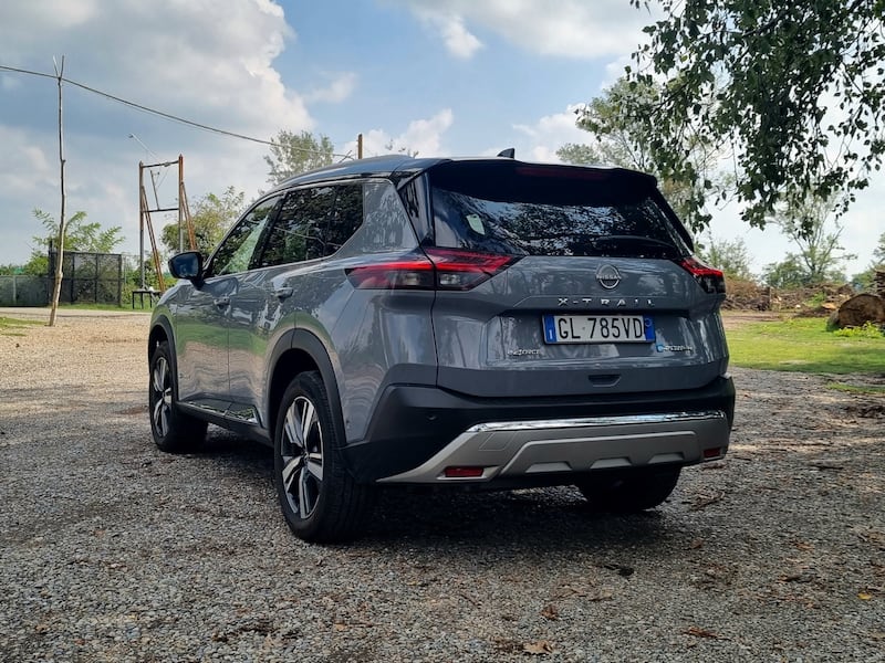 Nissan X-Trail e-Power 4WD: guarda la gallery della prova su strada 9