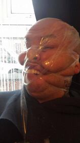 "Sellotape Selfie", quando i selfie si fanno "scocciati" 2