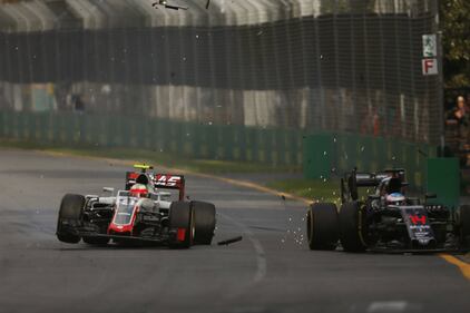 Lo schianto di Alonso 3