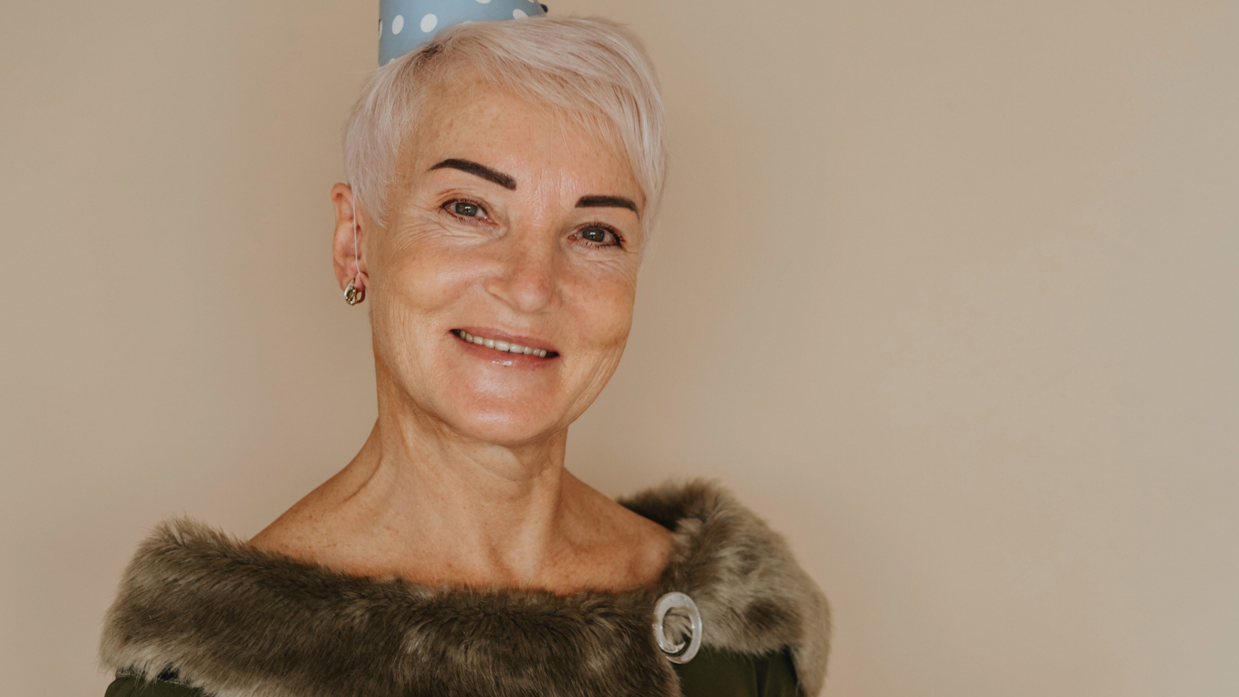 Cosa regalare a una donna di 70 anni? Tante idee per il regalo perfetto