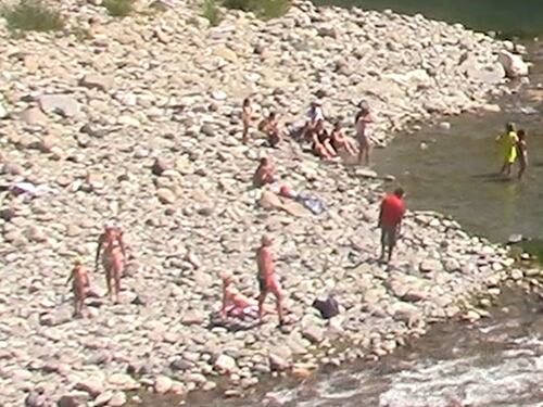 Il sindaco "tassa" l'inciviltà sul fiume Trebbia