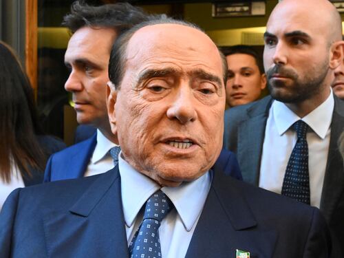 Berlusconi smorza le polemiche "Parlano i fatti sulla mia difesa dei valori liberali"