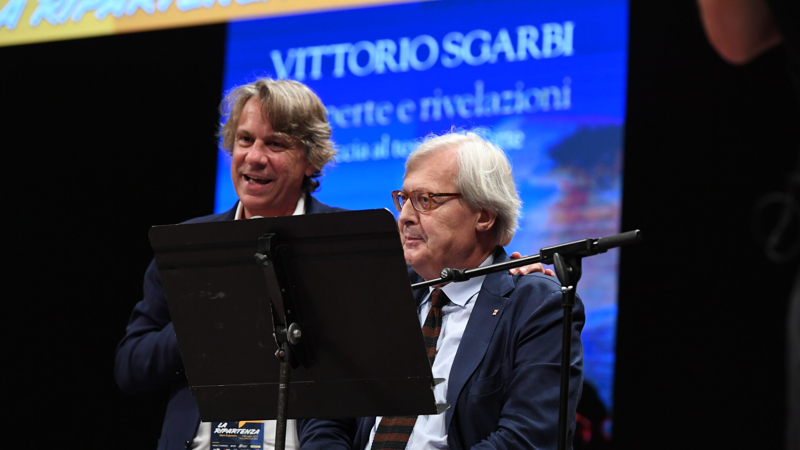 "Le donne? Forse si sono sentite escluse". Sgarbi e la polemica sul Maxxi - LIVE