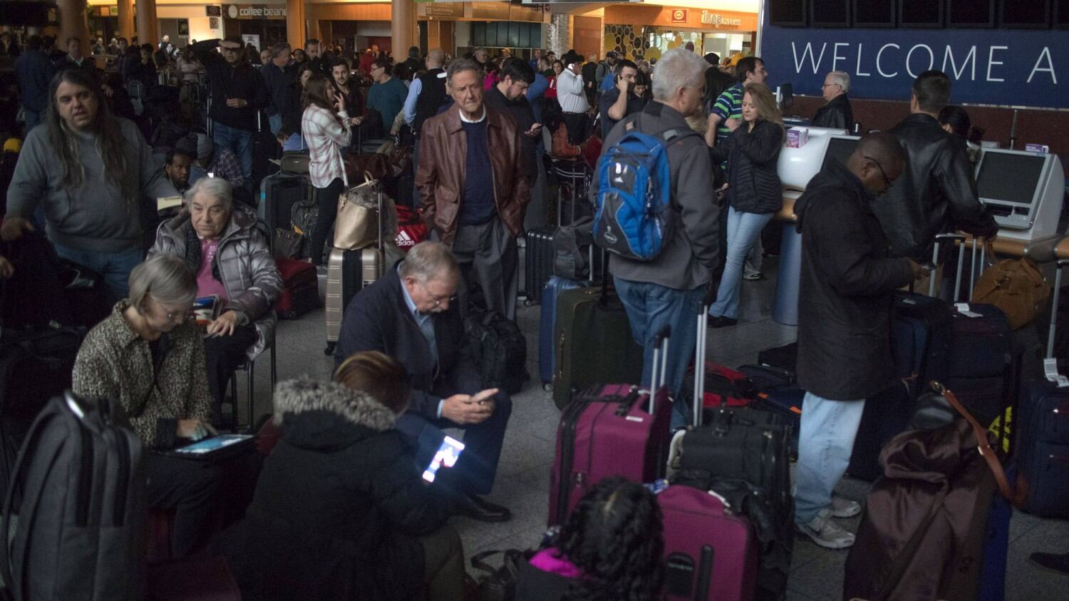 Atlanta, black out all'aeroporto: a terra 30mila passeggeri
