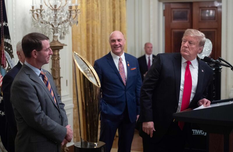 Donald Trump e la cena fast food 3