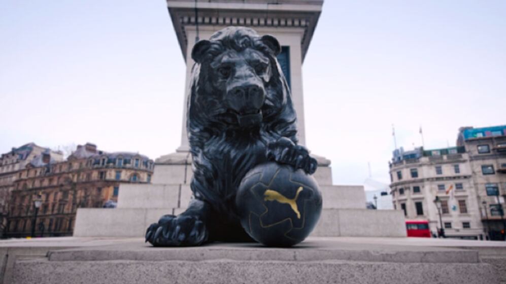 Premier League, zampata di Puma a Nike: fornirà i palloni dalla stagione 2025/2026